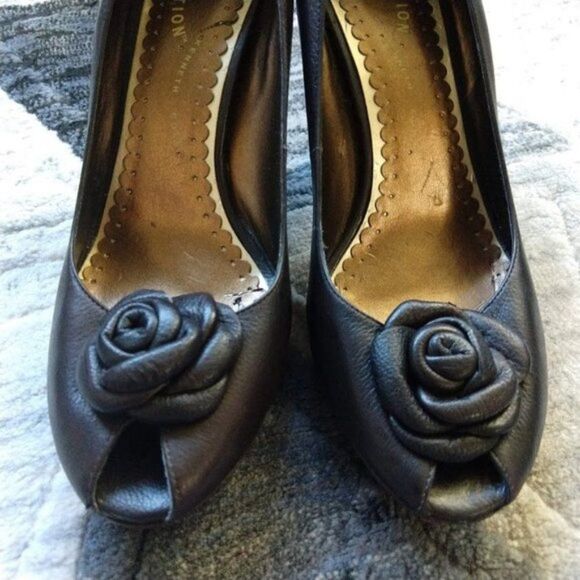 Kenneth Cole Reaction Leather Heels Peep Toe Brown Platform Size 8 - Picture 4 of 10